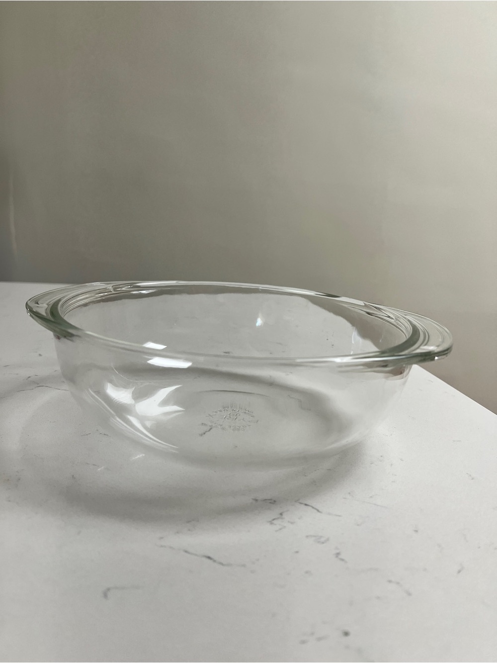 PYREX Clear Glass Mixing Bowl with Pouring Lip 1/2 quart